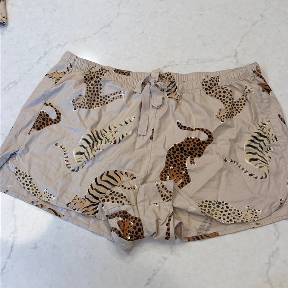 The Loft Cat Animal Print Pajama Set Size L/XL - Picture 7 of 9